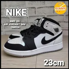 Item thumbnail for item 9a29987d-5c15-4ee8-8e39-ca68955bb67d