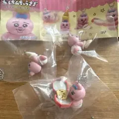 おぱんちゅうさぎ　たべものいっぱいマスコット　ケーキ✖️2、ピザ✖️1