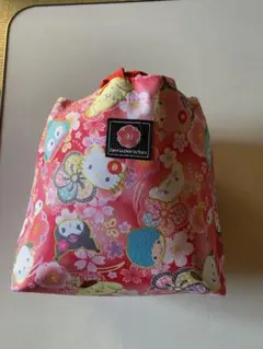 【匿名配送】サンリオ　巾着付きトートバッグ　和柄　レッド　プライズ