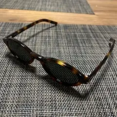 SAINT LAURENT オーバルサングラス ブラウン