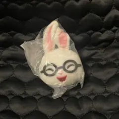 ガチャ めがねうさぎぬいぐるみ うさこ