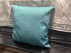 ターコイズブルー クッション 45cm