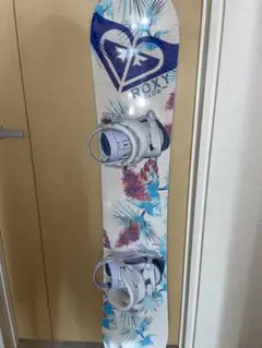 ROXY スノーボード 板 ビンディング レディース 可愛い