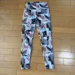 SUKALA ヨガ　レギンス　LAVA