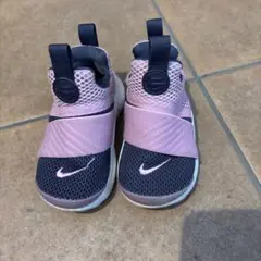 Nike スニーカー ネイビー/ピンク