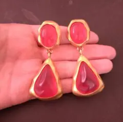 Item thumbnail for item 684a16cc-3657-4a46-84af-bc2ceeef8da3