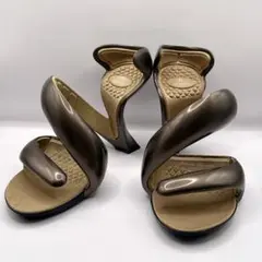 【Julian Hakes】 新品・未使用　モヒート　ミュール　サンダル　36 2025年最新】Julian Hakesの人気アイテム - メルカリ