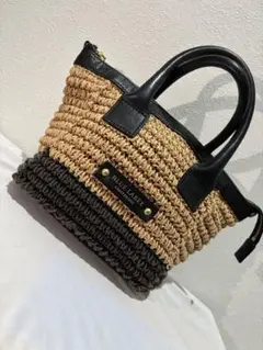BURBERRYBLUE LABELカジュアル ストロー レザー カゴバッグ BURBERRYBLUE LABELカジュアル ストロー レザー カゴバッグ