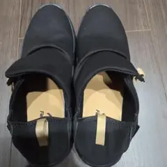 Item thumbnail for item 3191f8e7-359f-4128-a2cd-93e21593c6ed