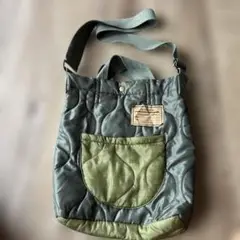 Item thumbnail for item 9e2f8033-9b72-4341-ba19-81a050841504