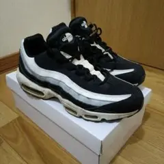Nike Air Max 95 エアマックス95 ブラック/ホワイト
