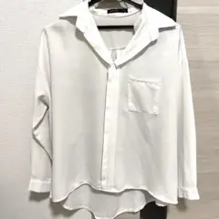 レディース　白シャツ