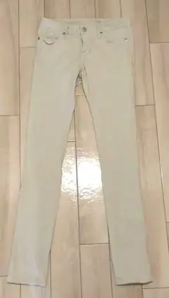 オフホワイト スキニーパンツ 80cm
