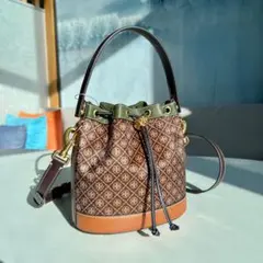 秋カラー★新作 Tory Burch モノグラム ジャカード バケットバッグ