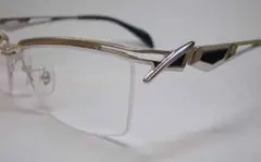 Item thumbnail for item 4f5df7b0-d8b9-42f6-9cd1-ea8a337f5987