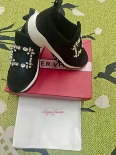 【美品】Roger Vivier ヴィヴランファブリックスニーカー ブラック