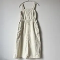 美品　GU ナイロン　ジャンパースカート アイボリー　Sサイズ