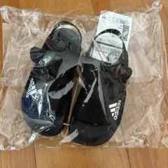 adidas ブラック サンダル 未使用