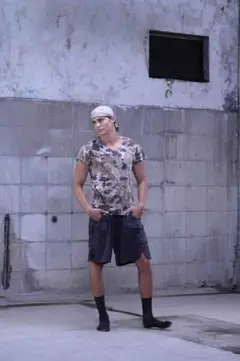 貴重　Salsation Wear V-Tshirt BROWN Tie-dye