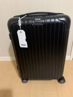 新品 リモワ サルサ RIMOWA 32L 4輪 810.52 ブラック