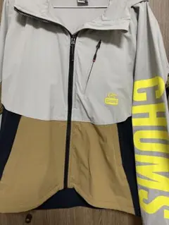 chumsナイロンパーカー