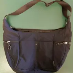 [lululemon] ラージ スラウチー スリングバッグ