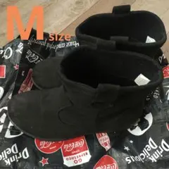 Item thumbnail for item 4ba74b32-21c5-41fb-be1d-a9e32ba2a431