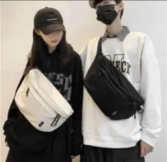 ✨新品・未使用✨LI SONG ZI ZHI 斜めがけバッグ 韓国 男女兼用 黒