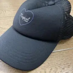 ピンクラテ　黒　キャップ