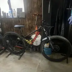 Trek Roscoe 8 マウンテンバイク モデル 5260377 値下げ不可 Trek Roscoe 8 - Scott's Cycle & Fitness