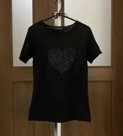 LE STREGHE (レストレーゲ) ♡ハート スパンコールTシャツ　ブラック