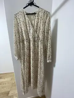 AVANLILY 花柄ワンピース