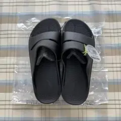 新品 OOFOS OOMEGA 厚底サンダル EU41 ブラック 男女兼用 匿名
