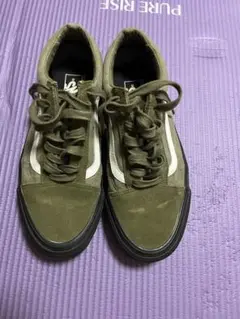 Vans オリーブ スエード スニーカー