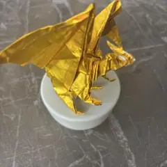 金のドラゴン家族