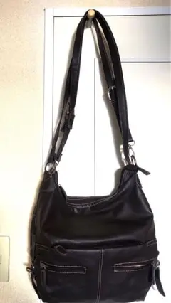 Faily Pitta ショルダーバッグ　ブラウン