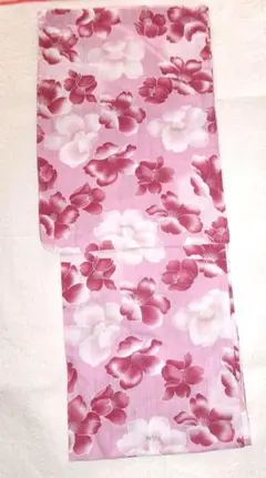 浴衣　くすんだピンク地に全体花柄