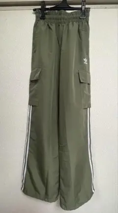 【美品✨】adidas カーゴパンツ