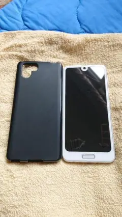 DOCOMO　AQUOS　R2 ロック未解除　完動品　最終値下げ