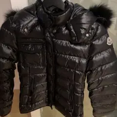 MONCLER ダウンジャケット