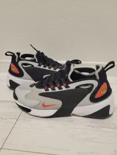 週末値下げ！Nike Zoom 2K
