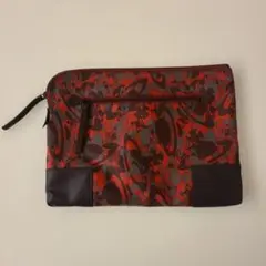 Item thumbnail for item 0cafa2e0-92b6-4278-be90-17b7c5871feb