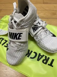NIKE トリプルジャンプエリート
