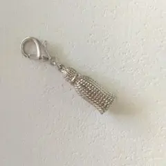 ドイツアクリルタッセル風シルバーのカニカンキーホルダー