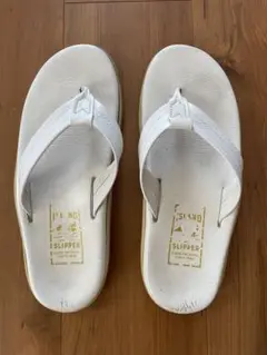 ISLAND SLIPPER ホワイト トングサンダル サイズ8