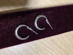 ピアス