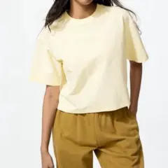 UNIQLO テクスチャージャージーT　半袖　イエロー　Tシャツ
