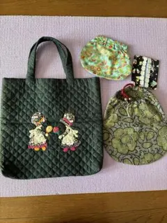 キルティングバッグと小物入れセット
