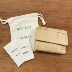 ボッテガヴェネタ マキシイントレチャート 三つ折り財布