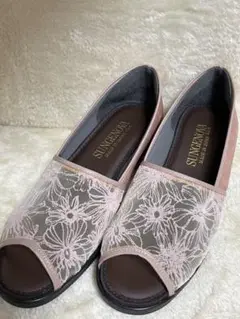 新品未使用 SUNGENOVA 花柄レースオープントゥサンダル サンジェノバ